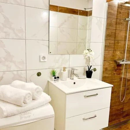Appartement At Center Of Corfu Town-urban Hideout *